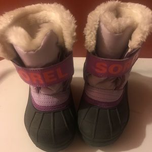 Kids snow boots